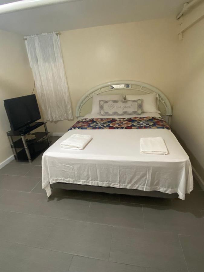 A Delightful Room In Queens Нью-Йорк Экстерьер фото